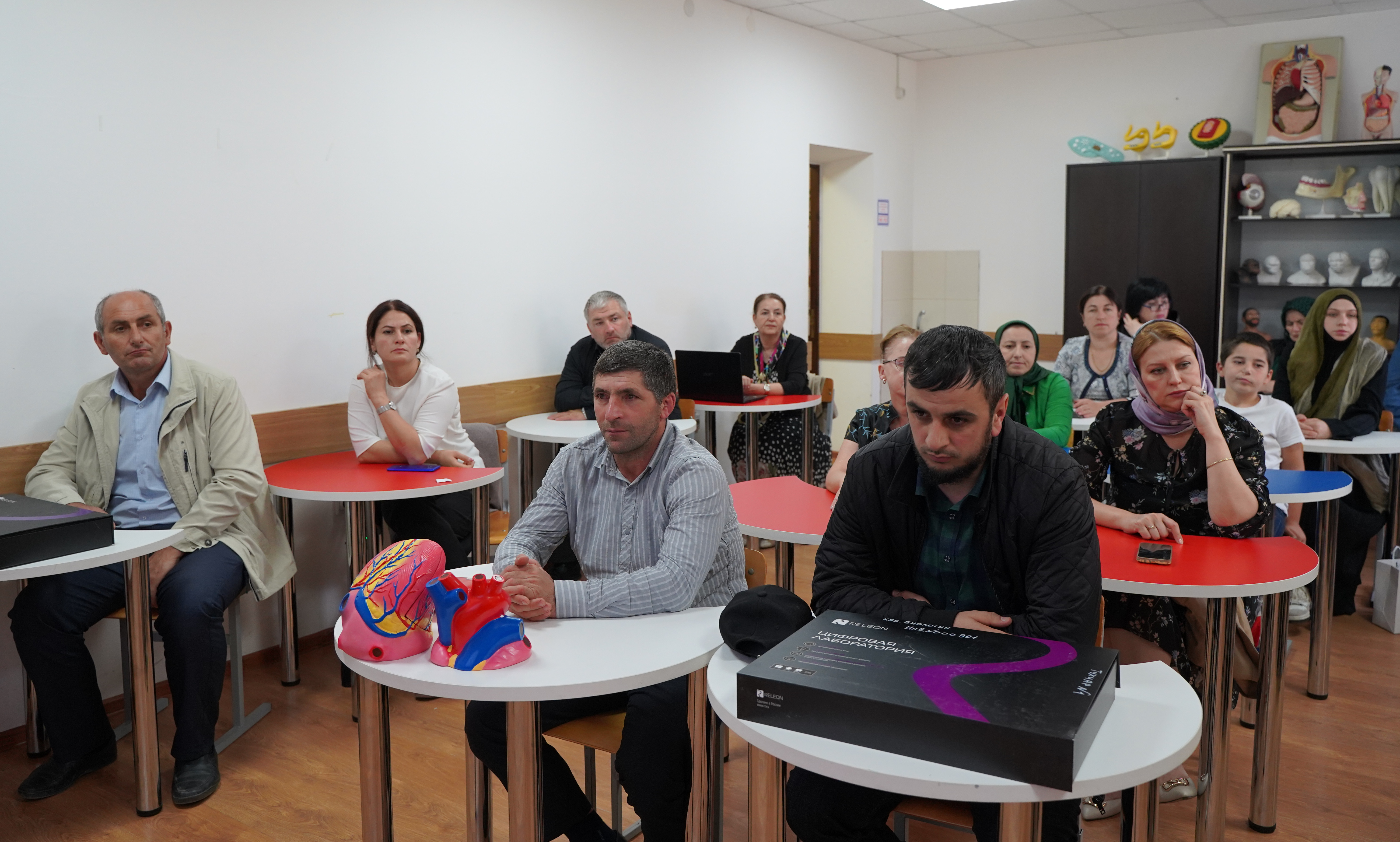 Курсы повышения квалификации по естественно-научному направлению начались в Дагестане