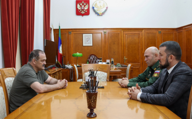 Сергей Меликов встретился с подполковником Салимом Каруровым