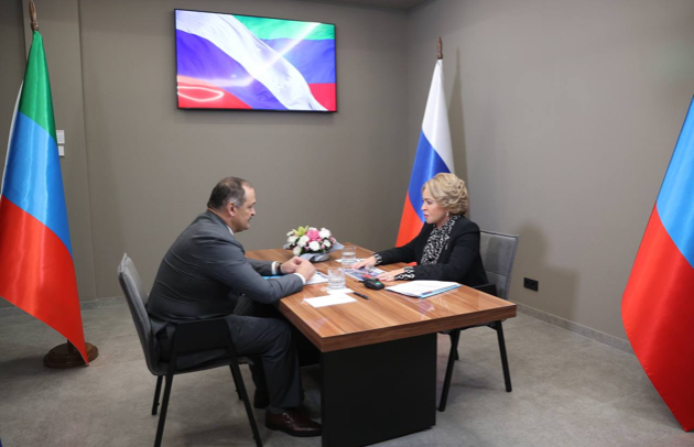 Сергей Меликов и Валентина Матвиенко провели рабочую встречу в Махачкале