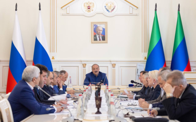 Под руководством главы Дагестана обсуждены актуальные для региона вопросы