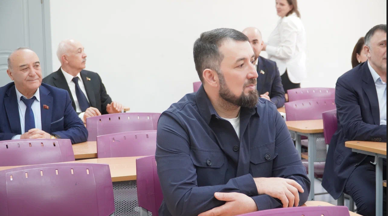 В Республике Дагестан успешно завершились Всероссийская акция «Сдаём вместе. День сдачи ЕГЭ родителями»