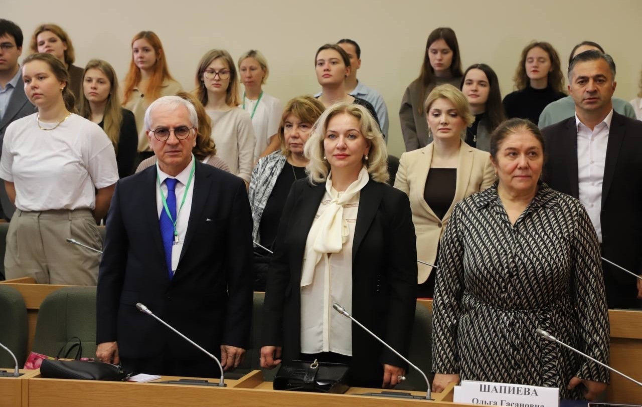 В Российском государственном педагогическом университете имени Герцена прошел Всероссийский научно-практический круглый стол "Литературное наследие Расула Гамзатова"