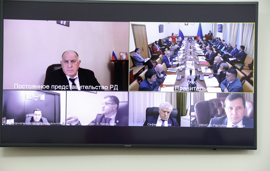 Абдулмуслимов: Правительство РД завершает подготовку проекта бюджета на 2024 год и плановый период 2025 и 2026 годов