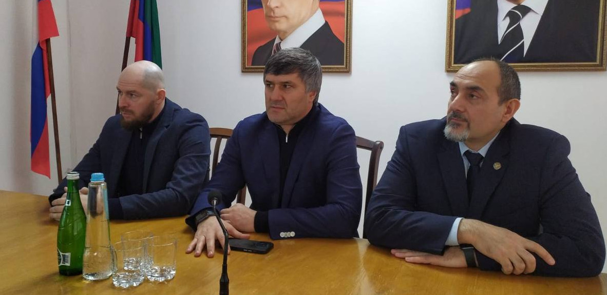 Яхья Бучаев встретился с директорами школ Унцукульского района