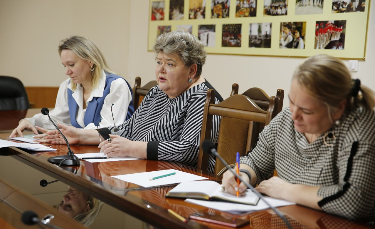 В Минобрнауки РД состоялось совещание на тему «Патриотическое воспитание в образовательных организациях»