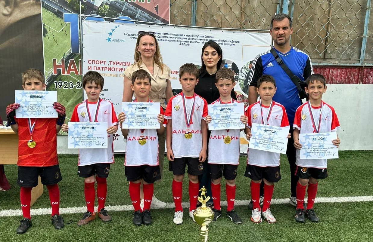 Соревнования по мини-футболу на кубок «Альтаира» прошли в Дагестане