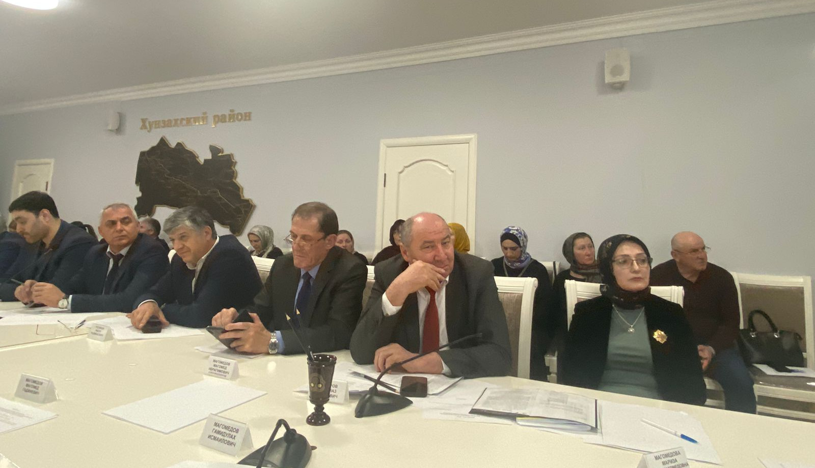 Парламентские слушания к 100-летию Расула Гамзатова прошли в Дагестане