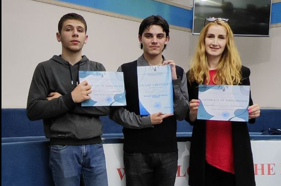 Студенты АДК стали призерами IV Республиканского конкурса чтецов произведений на английском языке