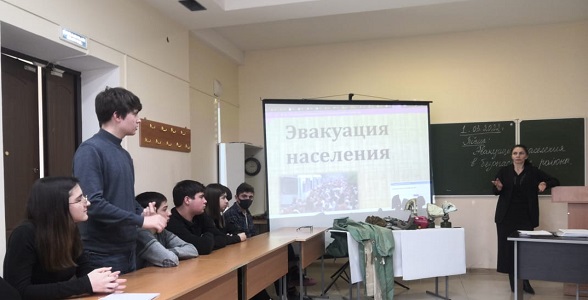 Открытый урок по ОБЖ прошел в Автомобильно-дорожном колледже