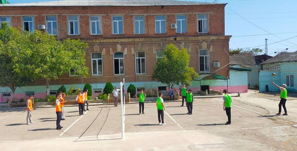 Спортивные соревнования, посвящённые Дню единства народов Дагестана прошли в Железнодорожном колледже