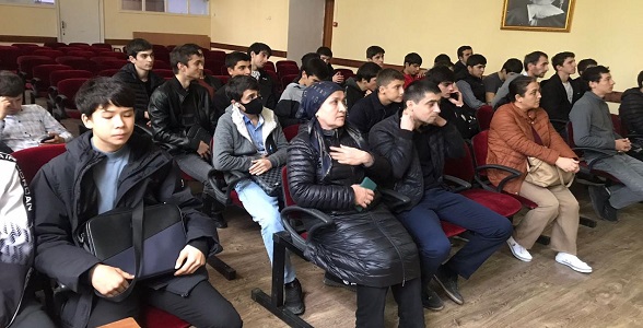 О ментальном здоровье поговорила психолог со студентами Автомобильно-дорожного колледжа