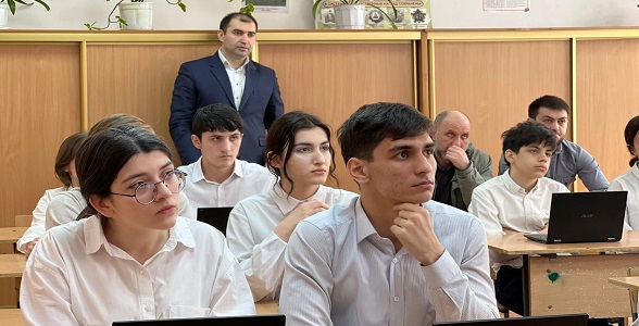 Урок цифры прошел для дагестанских школьников