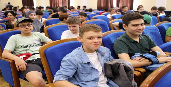 Профильная смена «Альтаир. Лето. Физмат. Инженерные каникулы» стартовала в Дагестане