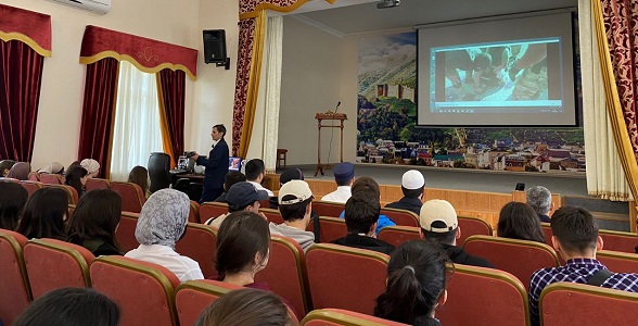 Вопросы противодействия экстремизму и терроризму обсудили Дербентском профессионально-педагогическом колледже