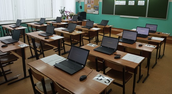 Девятиклассники сдают ОГЭ по всем предметам