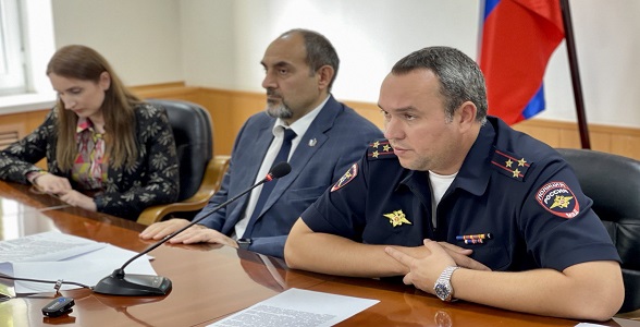 Вопросы детского дорожно-транспортного травматизма обсудили в Дагестане