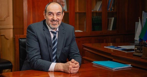 Комментарий врио министра науки и образования РД Яхьи Бучаева по Посланию Президента РФ Федеральному собранию