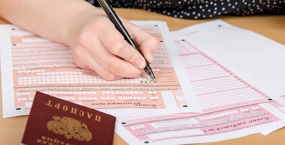 Дагестанские выпускники сдали ЕГЭ по химии и обществознанию в резервный день