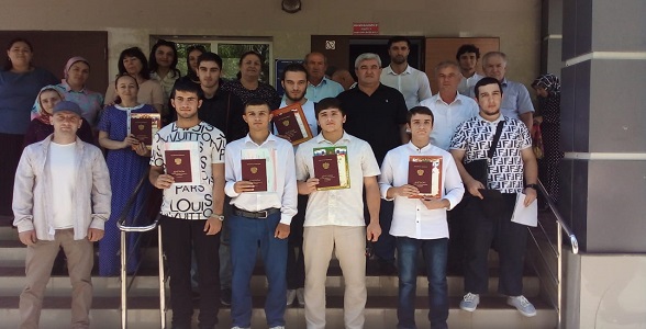 Выпускникам колледжа архитектуры и строительства вручили дипломы