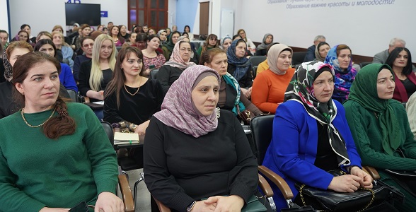 Республиканский семинар для учителей биологии прошел в Дагестане