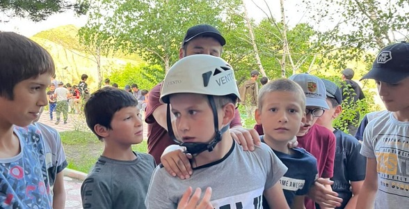 Мастер-класс по спортивному туризму прошел в детском лагере «Радость»