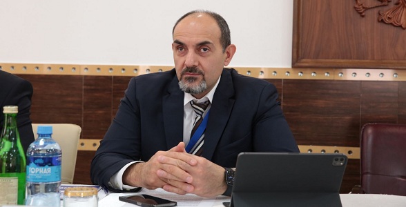 Яхья Бучаев прокомментировал трагический случай в школе Махачкалы
