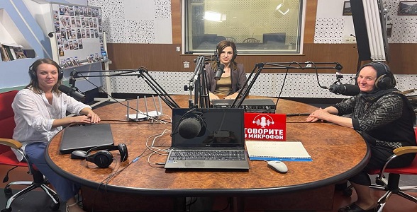 Дагестанские педагоги рассказали о своей профессии в прямом эфире региональной радиостанции