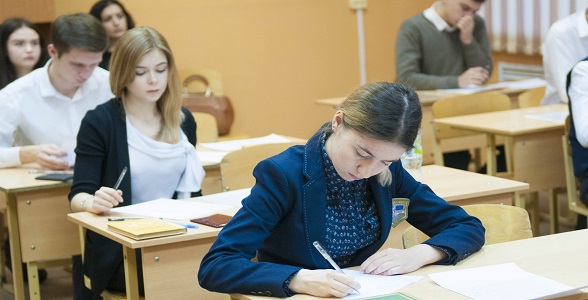 Порядка 7,5 миллионов учеников 5–9-х классов напишут всероссийские проверочные работы