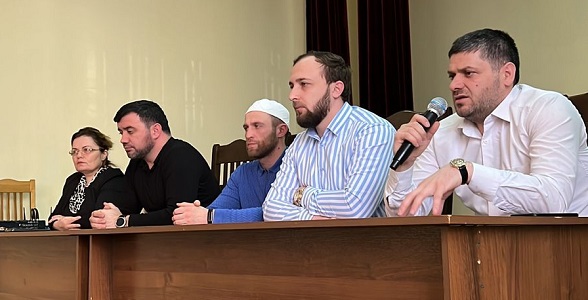 Студенты Автомобильно-дорожного колледжа обсудили профилактику терроризма и экстремизма