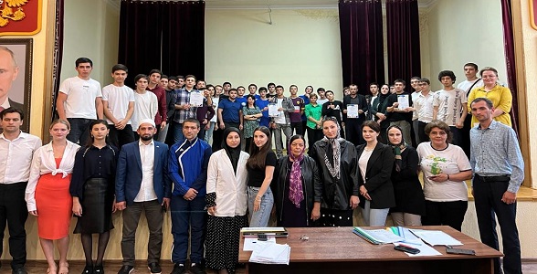 Квест, приуроченный ко Дню единства народов Дагестана, прошел в Автомобильно-дорожном колледже