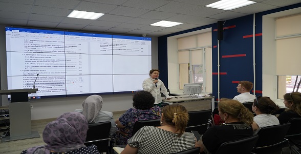 Семинар-совещание для заместителей директоров школ по учебной работе прошло в ДИРО