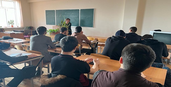 Уроки памяти ко Дню Воинской Славы России прошли в Автомобильно-дорожном колледже