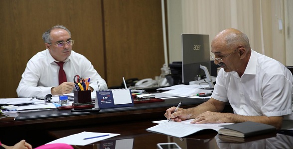 Актуальные проблемы образования в Дагестанских Огнях обсудили в Минобрнауки РД