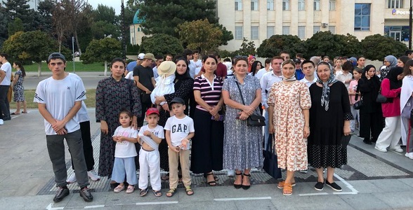 Студенты и преподаватели Автомобильно-дорожного колледжа присоединились к патриотической акции