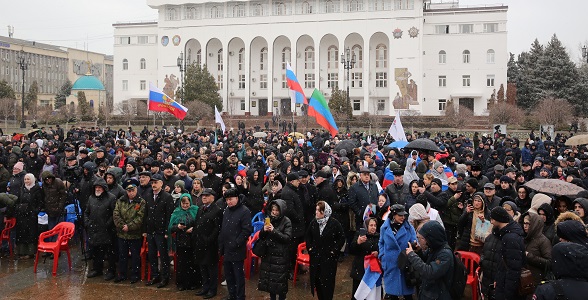 Восьмилетие воссоединения Крыма с Россией отметили в Дагестане