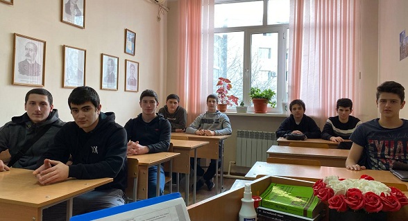 Со студентами Автомобильно-дорожного колледжа были проведены профилактические беседы