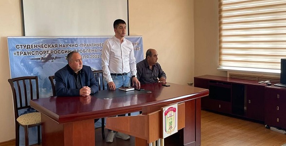 Вопросы производственной практики и трудоустройства студентов обсудили в Железнодорожном колледже