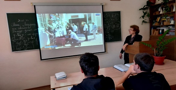 Уроки Мужества прошли в Автомобильно-дорожном колледже