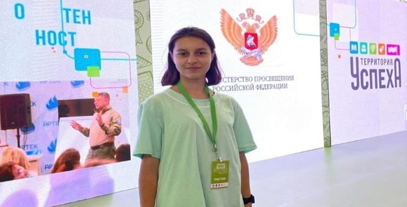 Дагестанская школьница вышла в полуфинал «Школьной Лиги Лекторов»