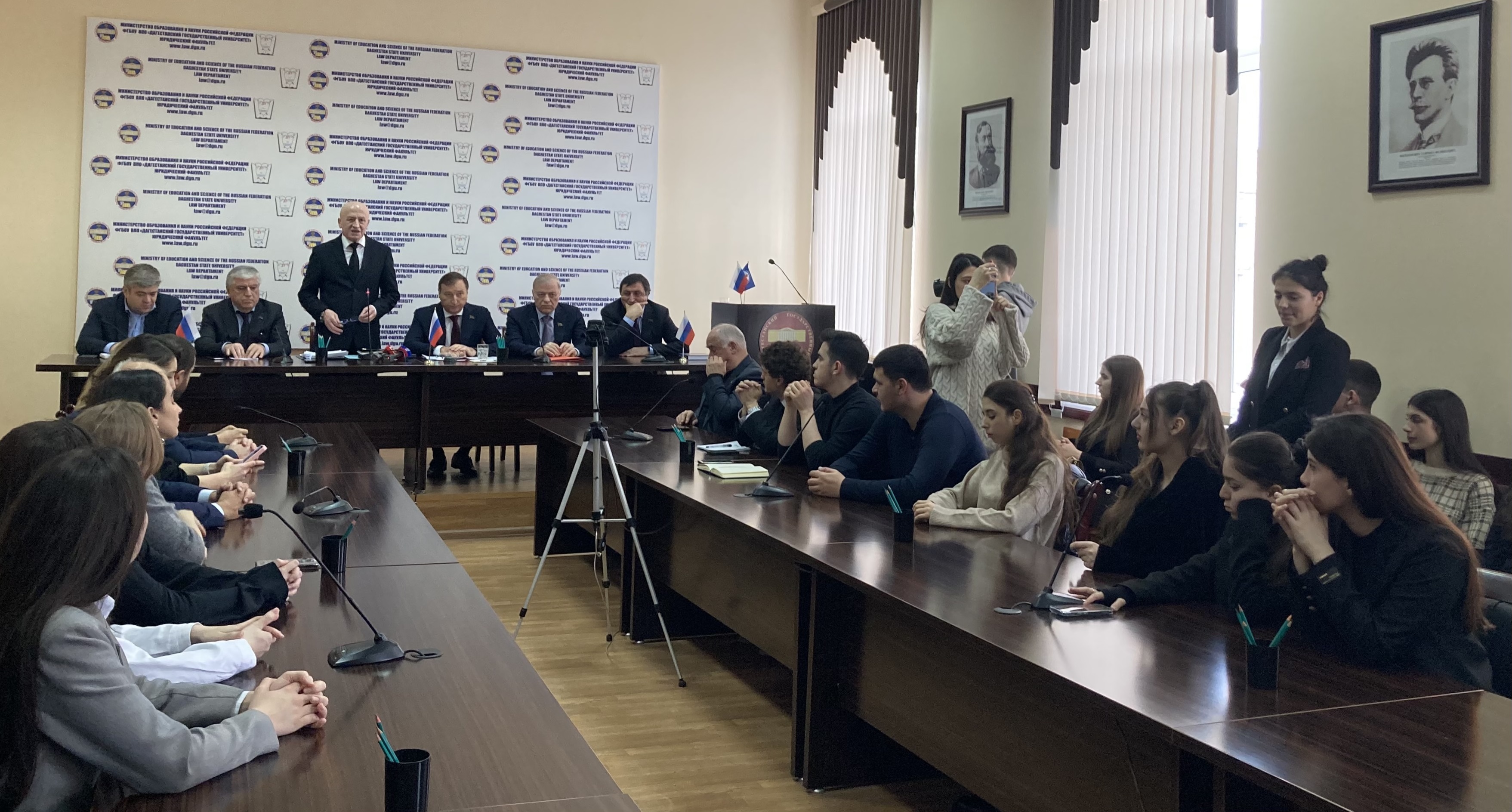 Председатель Народного собрания Дагестана посетил Дагестанский государственный университет