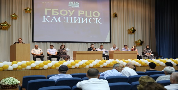 Воспитание детей и молодежи в образовательных организациях обсудили в Республиканском центре образования