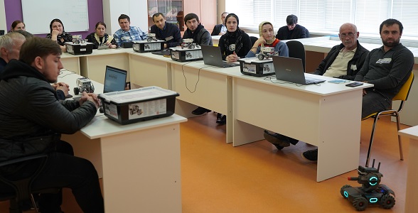 Цифровые образовательные ресурсы и их возможности обсудили в Дагестане