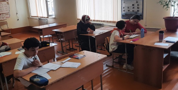 Математическая смена Летней математической школы стартовала в Цумадинском районе