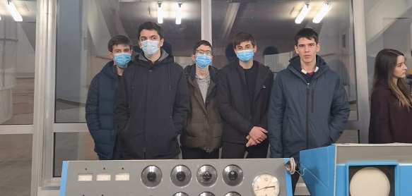 Школьники Дагестана приняли участие в форуме ко Дню космонавтики