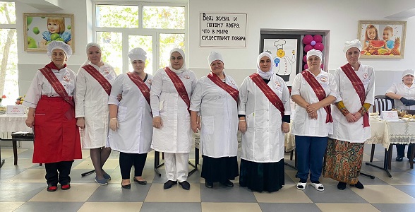 Лучшего школьного повара определили в Кизилюрте