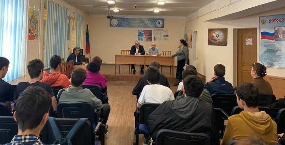 Патриотическая беседа прошла в Колледже архитектуры и строительства