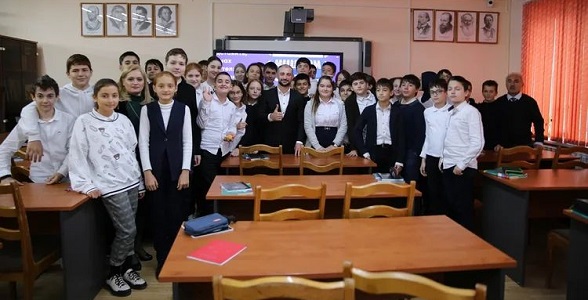 Школьники РМЛИ участвуют в проекте «Урок цифры»