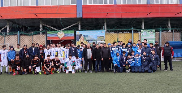 Открытый кубок по футболу, приуроченный к 90-летию Фазу Алиевой, прошел в РДЮСШ Минобрнауки РД