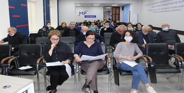 Сотрудники ДИРО и ЦНППМПР присоединились к Всероссийской акции «Географический диктант – 2021»