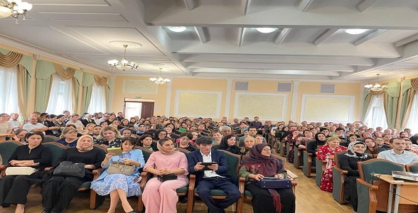 Семинар по вопросам обновления образовательных программ общего и дополнительного образования прошел в Дагестане